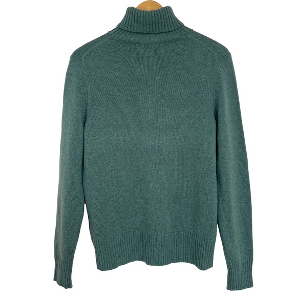 100% Cashmere Turtleneck Sweater - Picture 2 of 10
